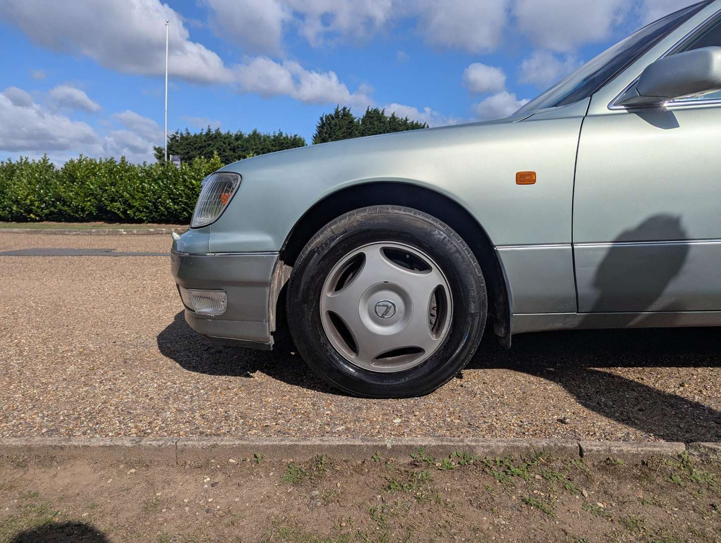 <p>1997 LEXUS LS400 AUTO</p>