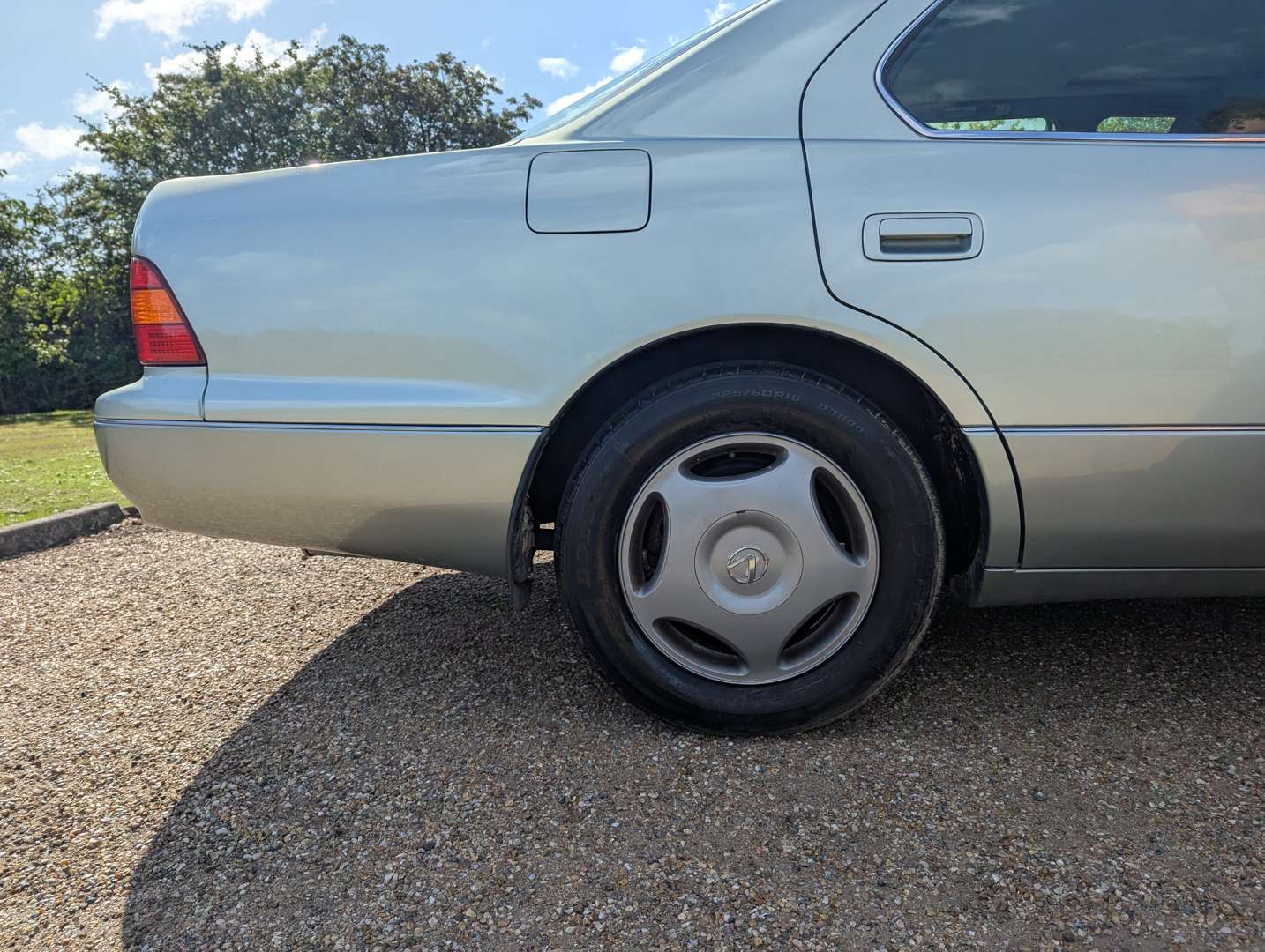 <p>1997 LEXUS LS400 AUTO</p>