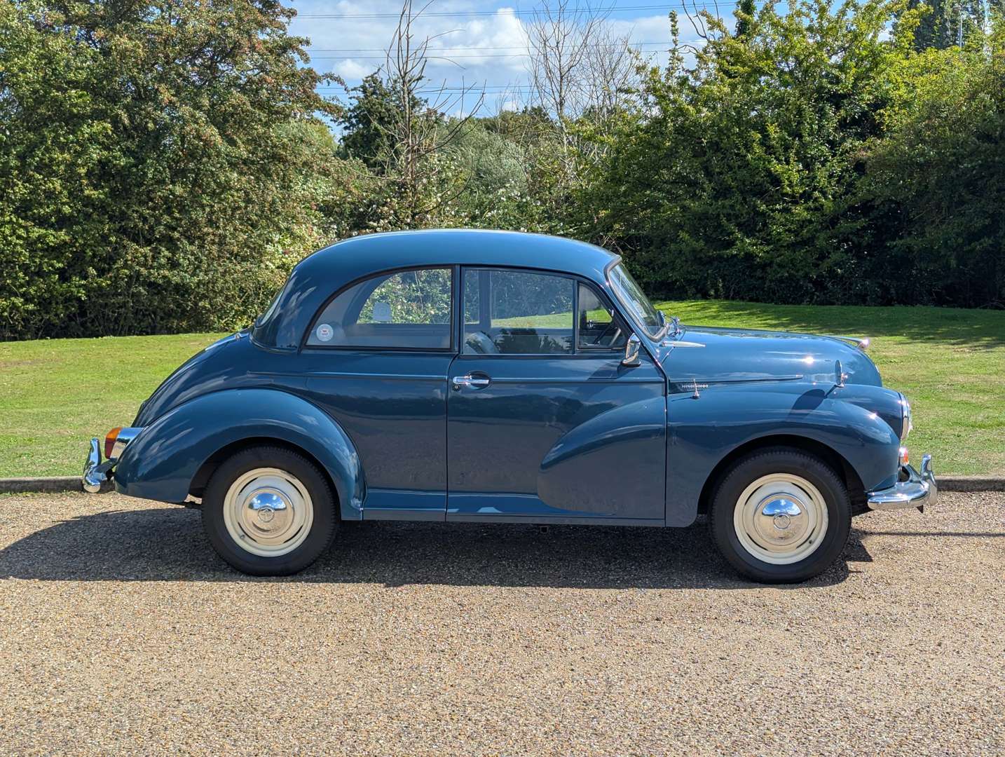 <p>1968 MORRIS MINOR SALOON</p>