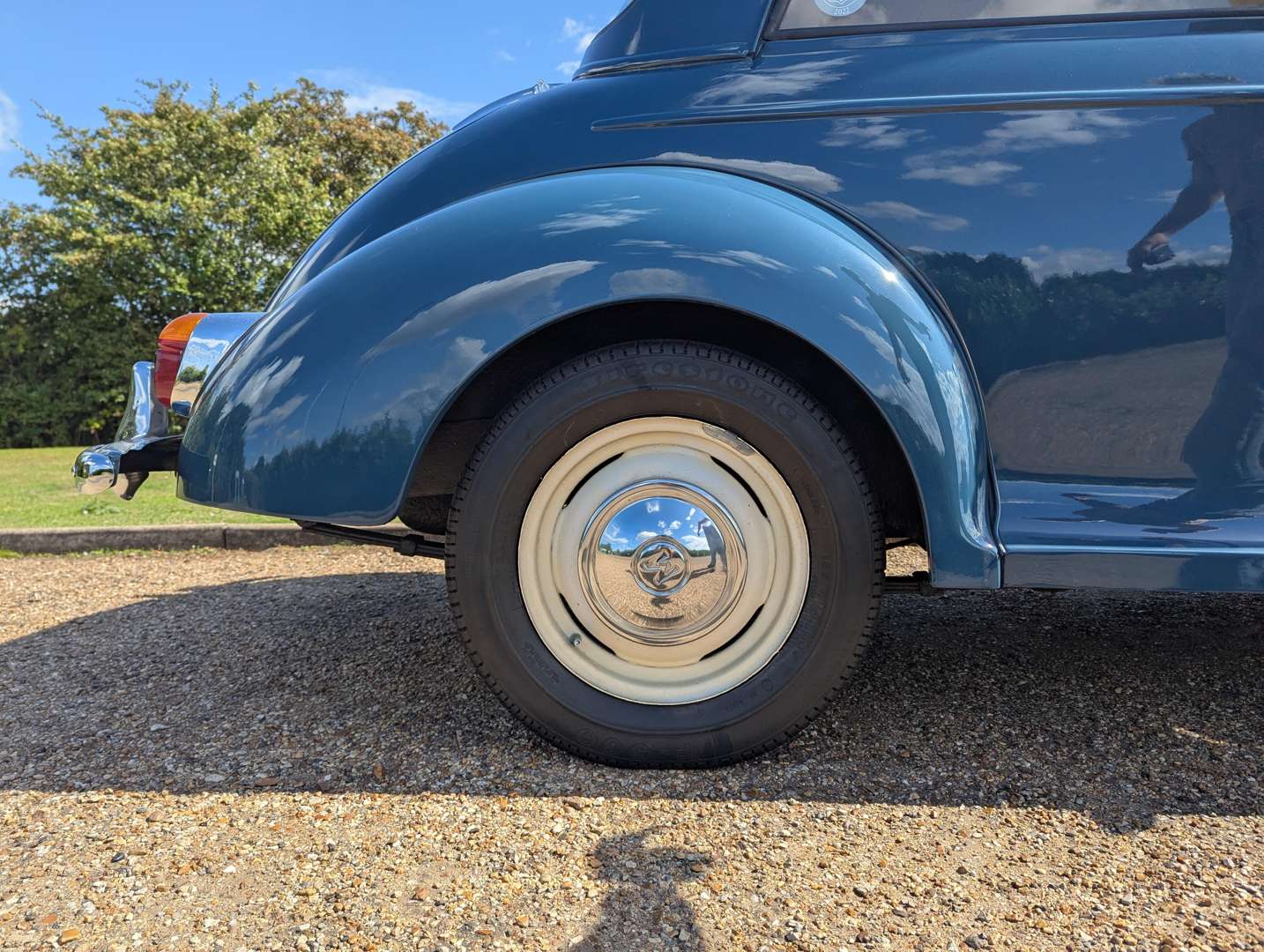 <p>1968 MORRIS MINOR SALOON</p>