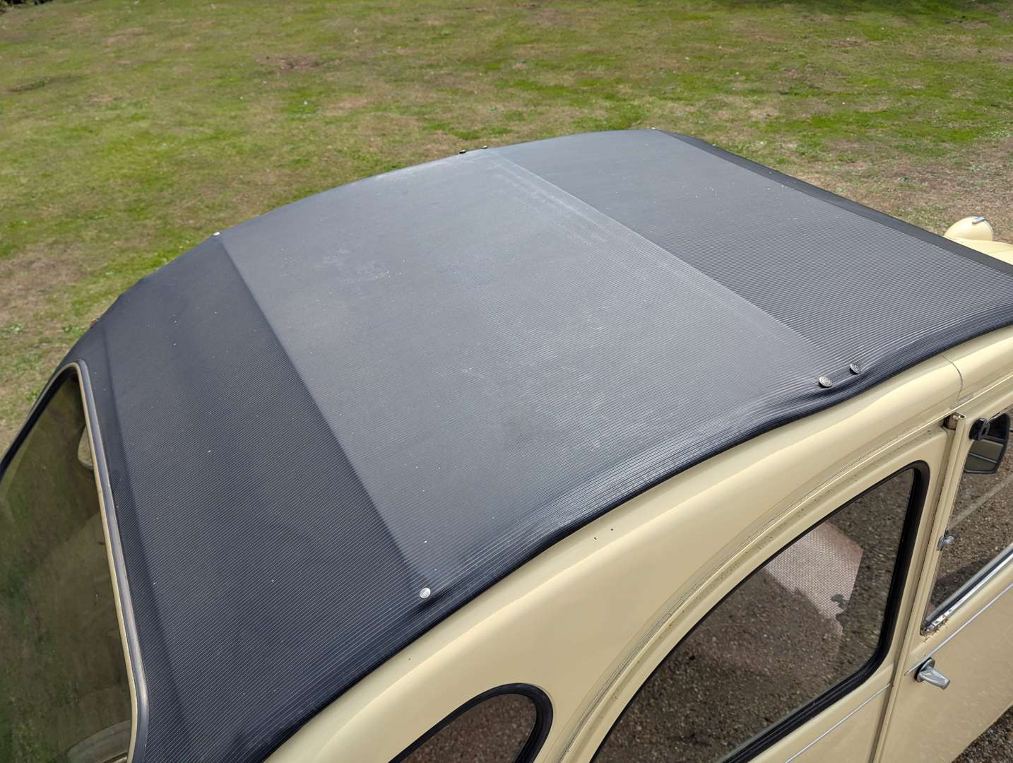 <p>1980 CITROEN 2CV LHD</p>