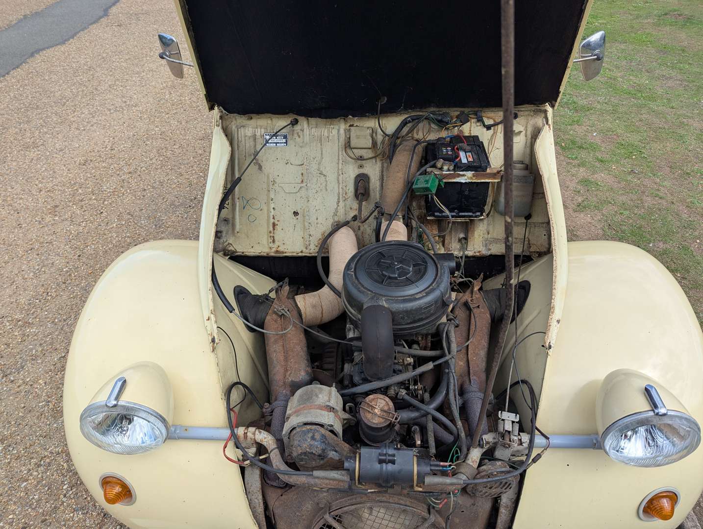 <p>1980 CITROEN 2CV LHD</p>