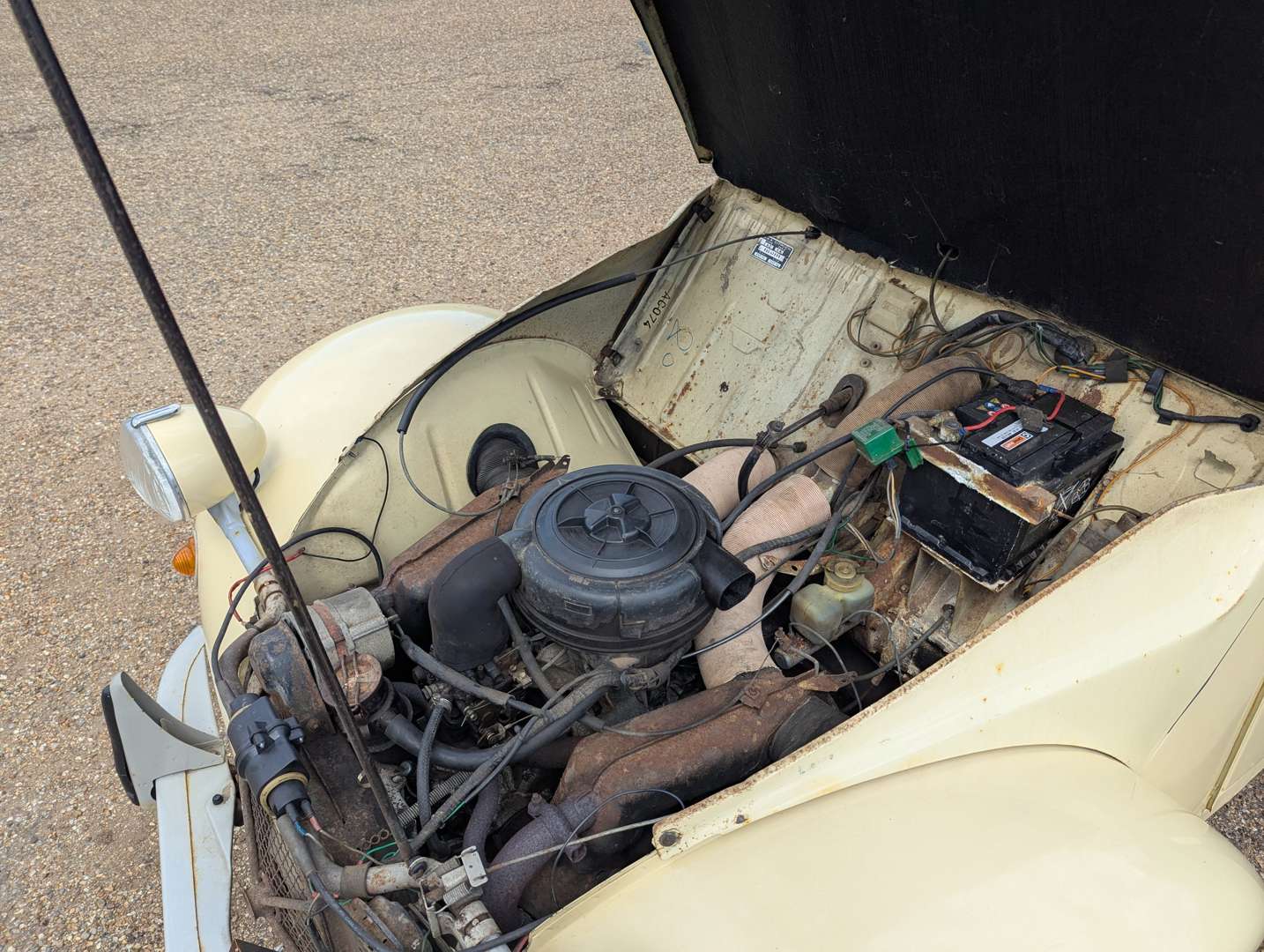 <p>1980 CITROEN 2CV LHD</p>