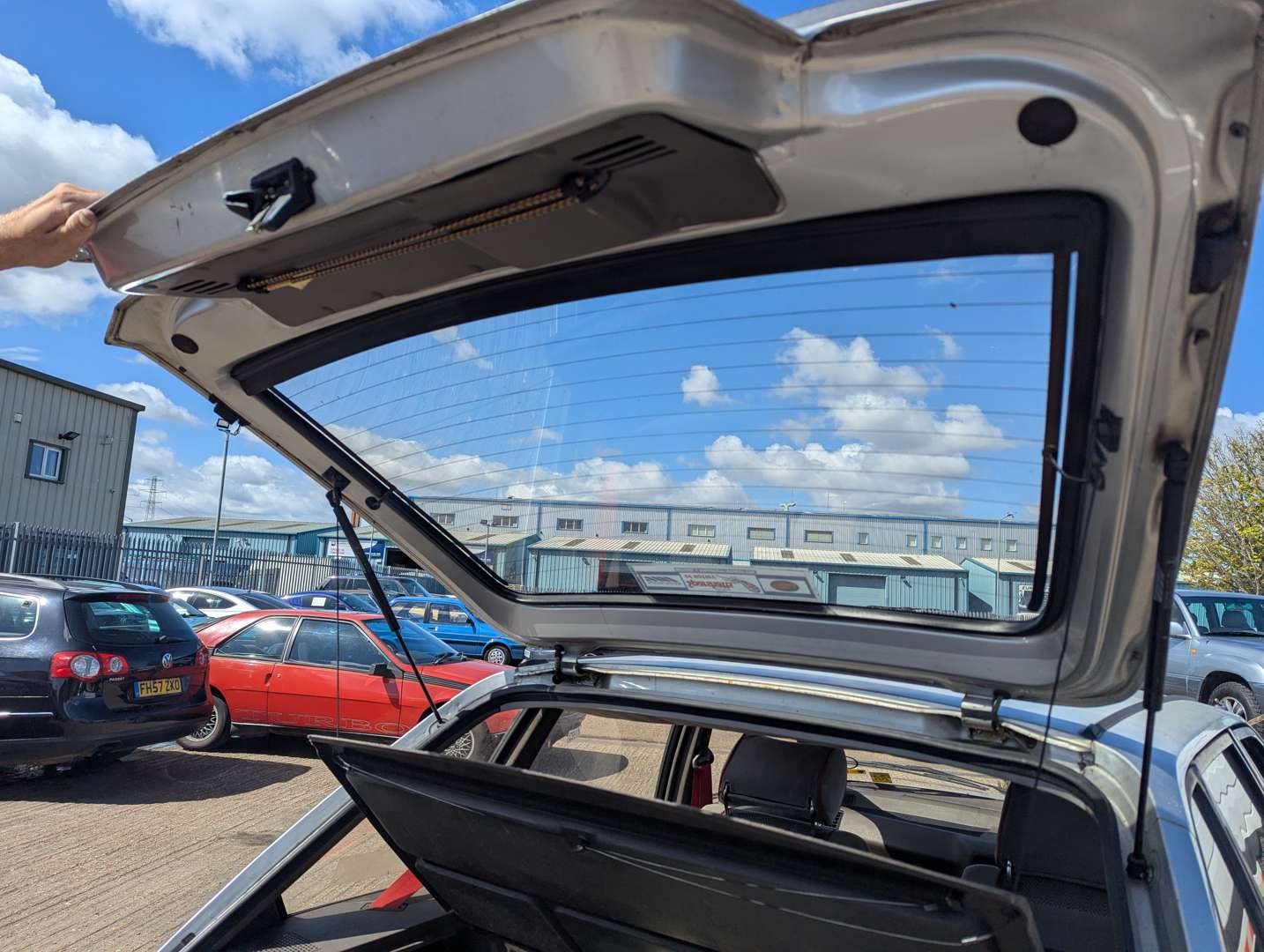 <p>1987 MG MAESTRO 2.0 EFI</p>