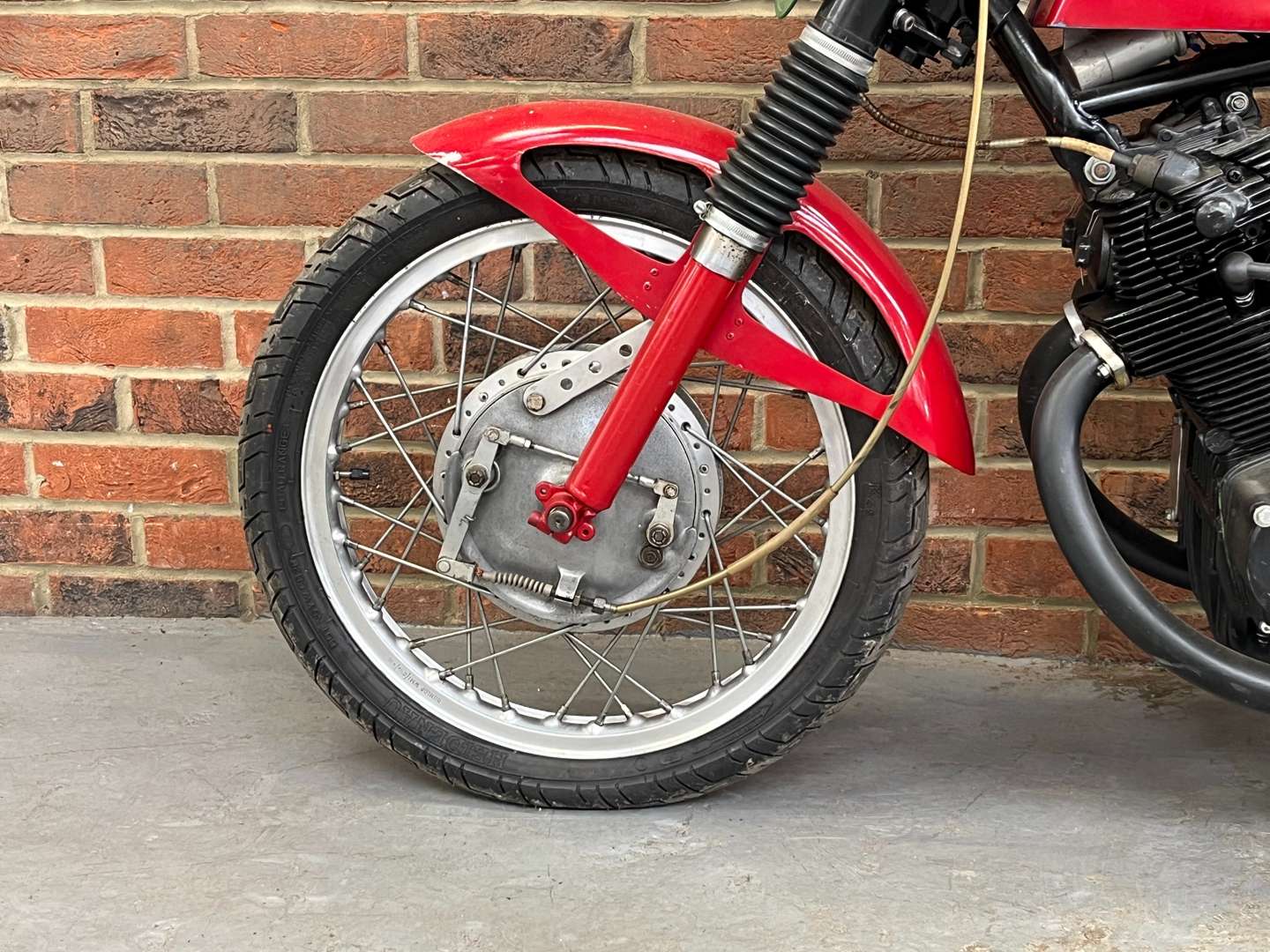 <p>1962 HONDA CB72</p>