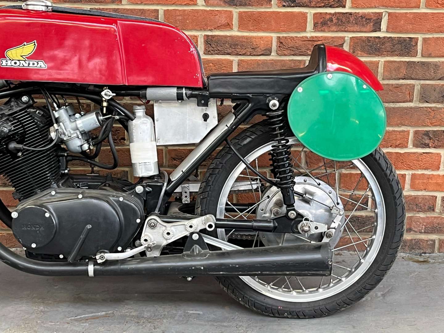<p>1962 HONDA CB72</p>