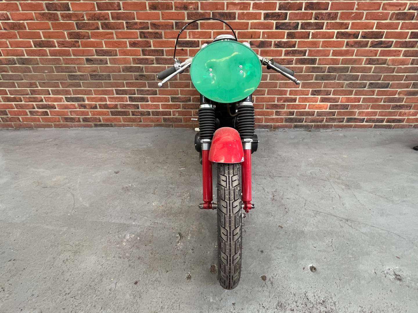 <p>1962 HONDA CB72</p>