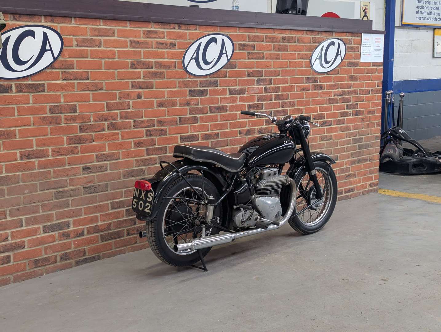 <p>1947 ARIEL SQUARE FOUR</p>