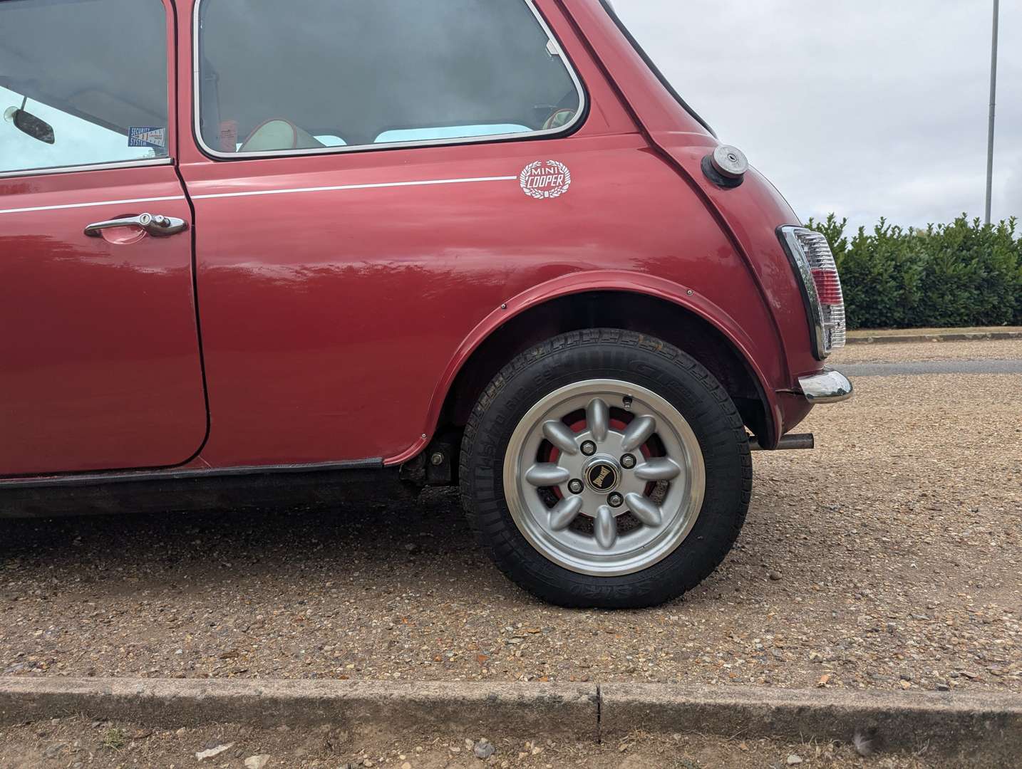 <p>1993 ROVER MINI MAYFAIR</p>