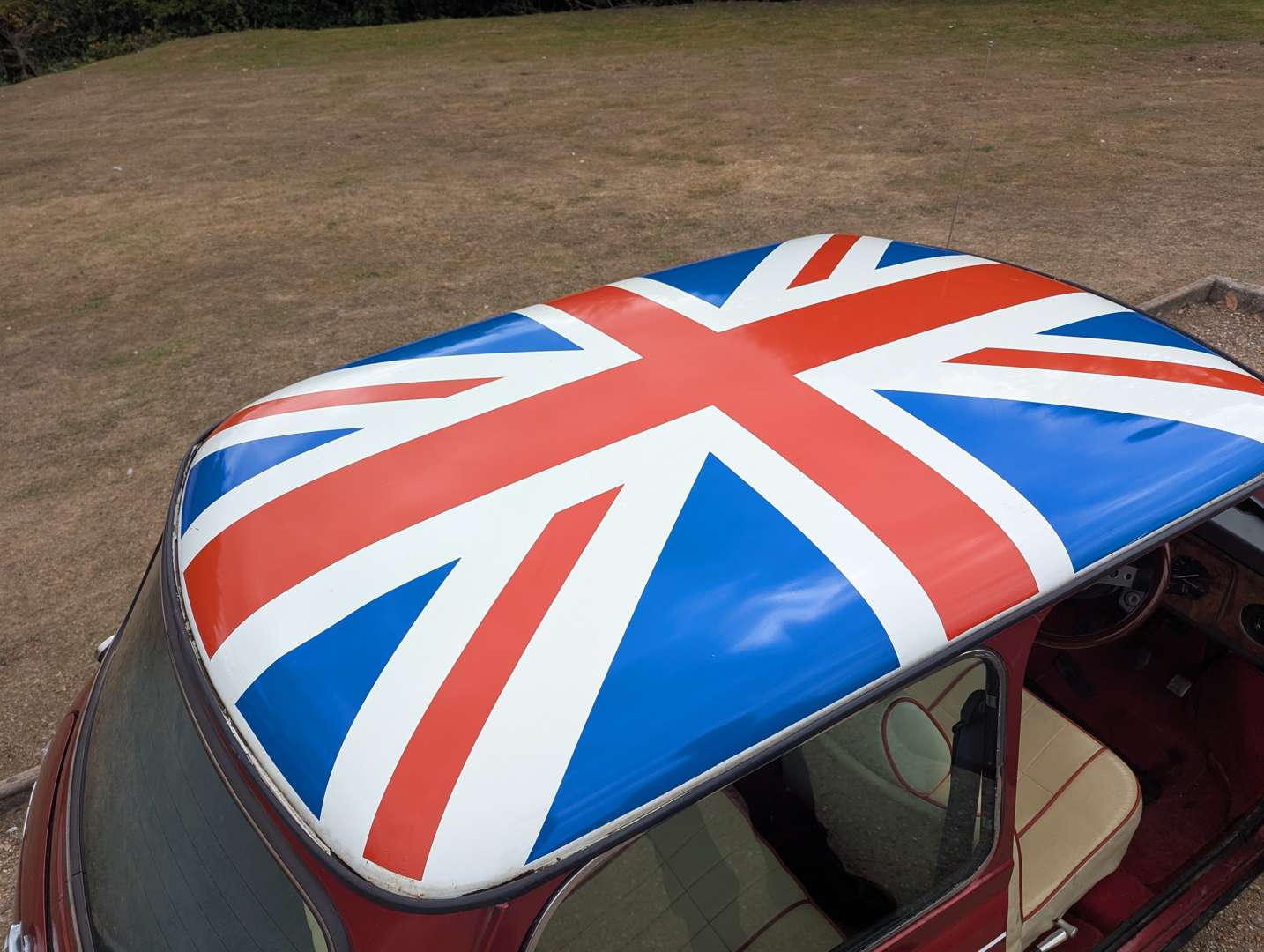 <p>1993 ROVER MINI MAYFAIR</p>