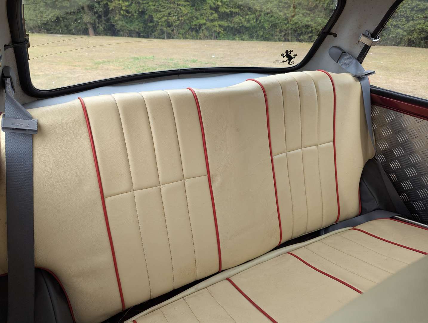 <p>1993 ROVER MINI MAYFAIR</p>