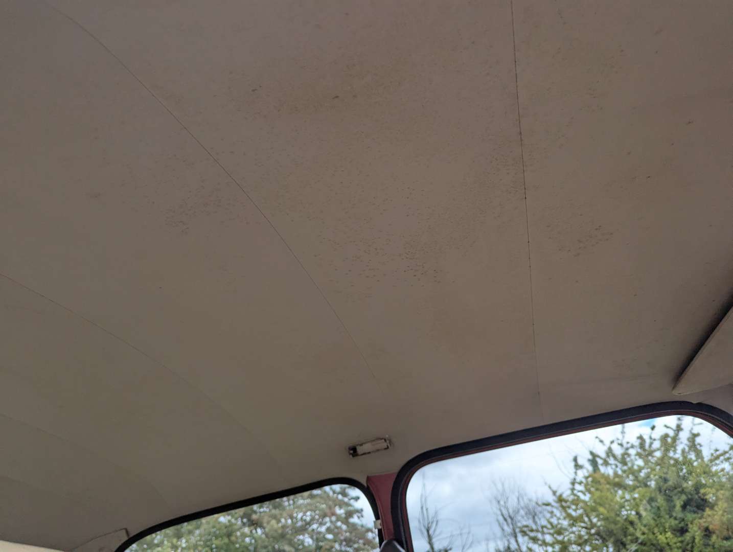 <p>1993 ROVER MINI MAYFAIR</p>