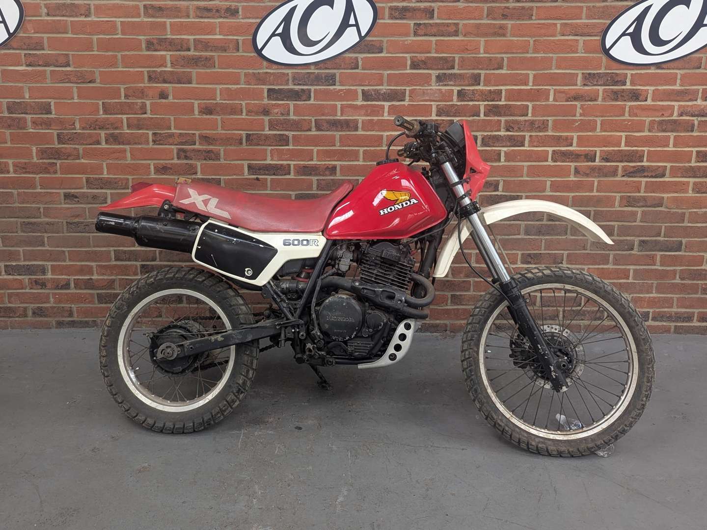 <p>1984 HONDA XL600 R</p>