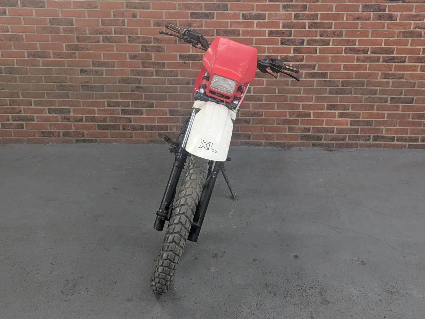 <p>1984 HONDA XL600 R</p>