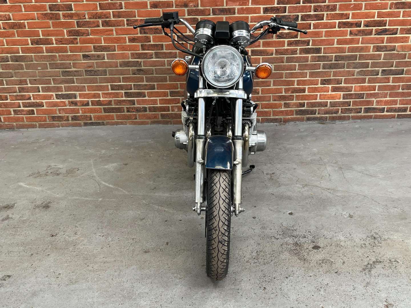 <p>1984 SUZUKI GS850</p>