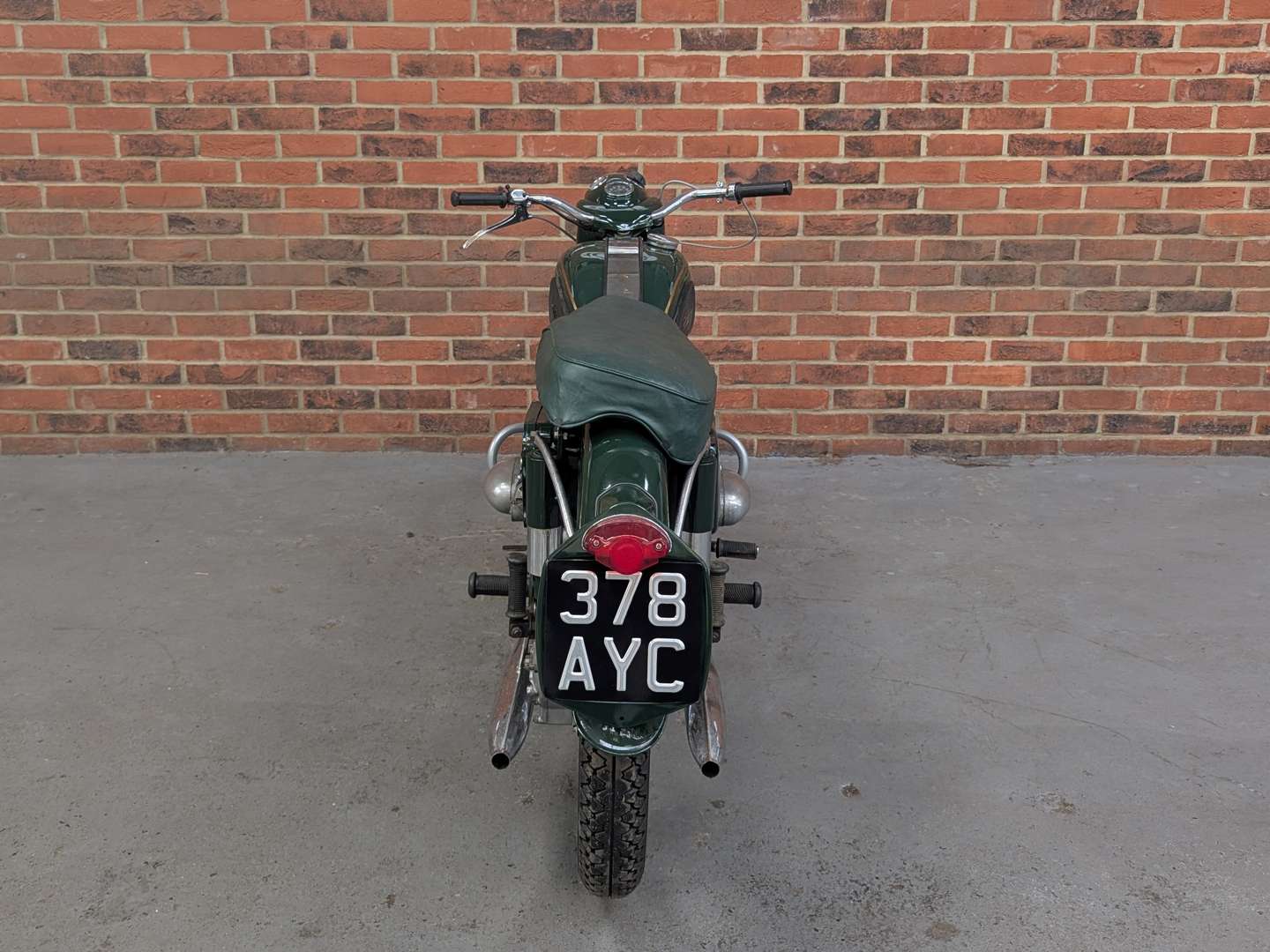 <p>1958 VELOCETTE VALIANT</p>