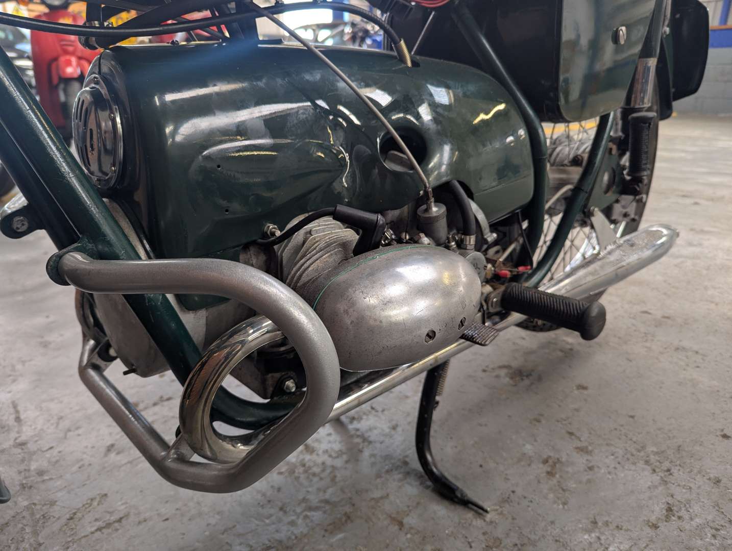 <p>1958 VELOCETTE VALIANT</p>