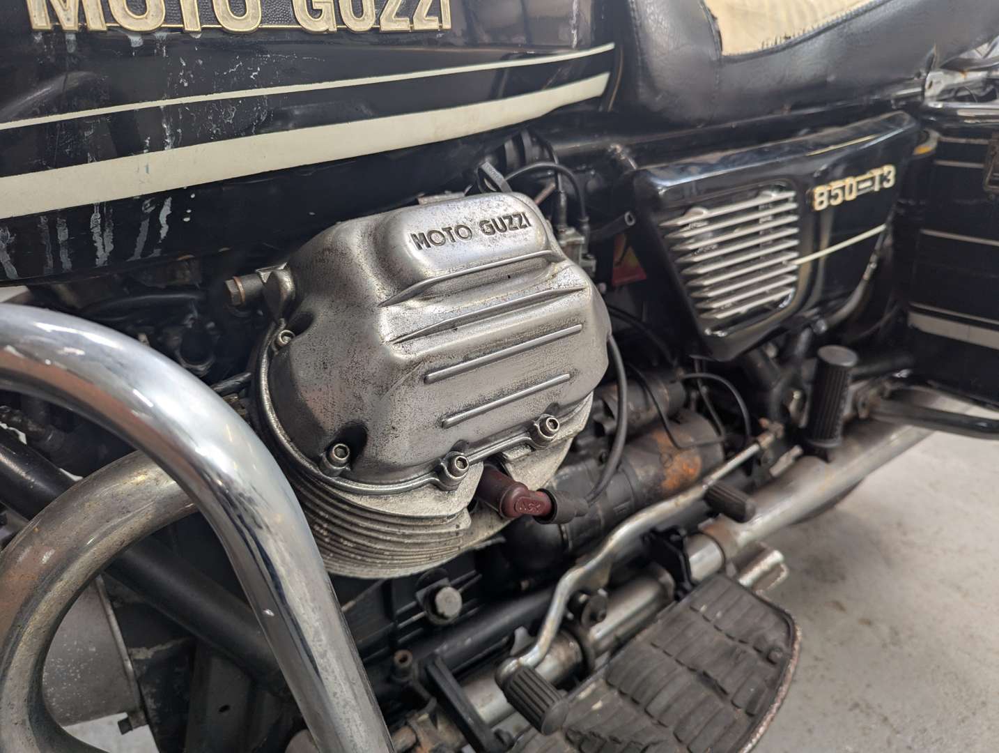 <p>1977 MOTO GUZZI 850 T3</p>