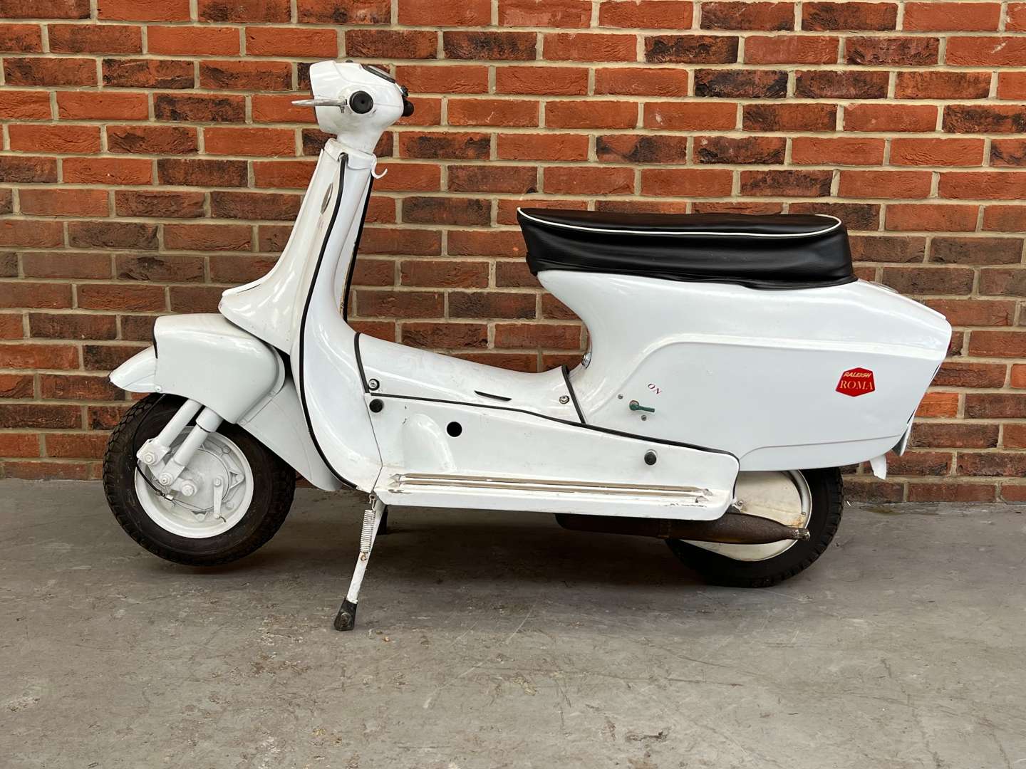 <p>1962 RALEIGH ROMA</p>