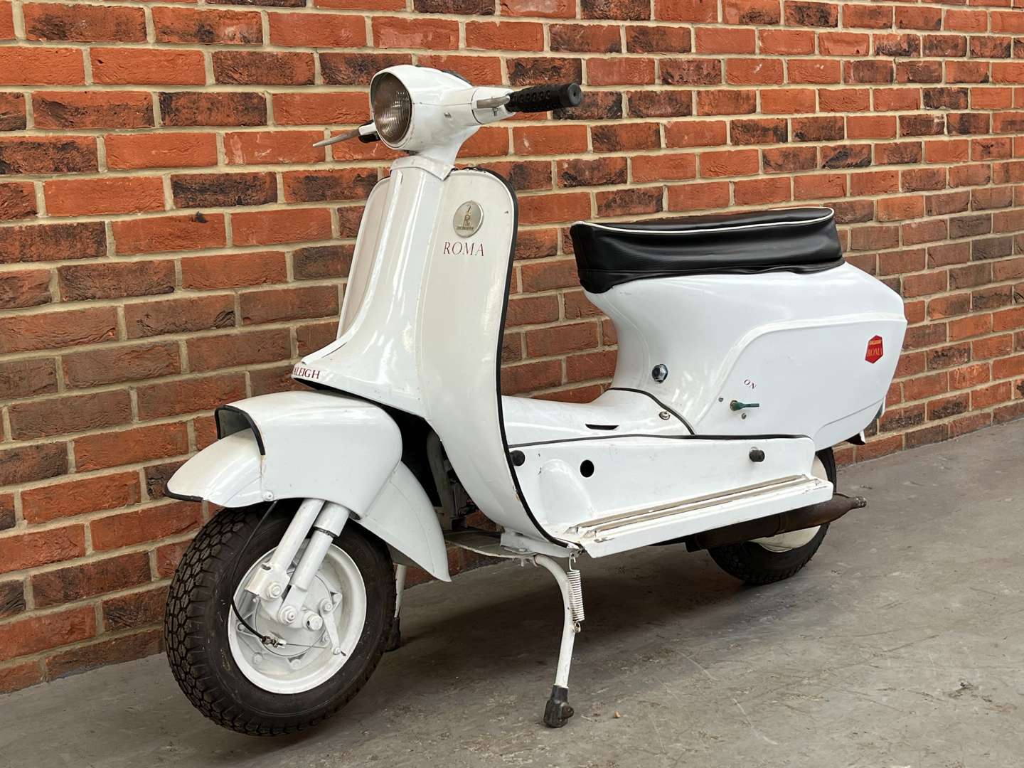 <p>1962 RALEIGH ROMA</p>