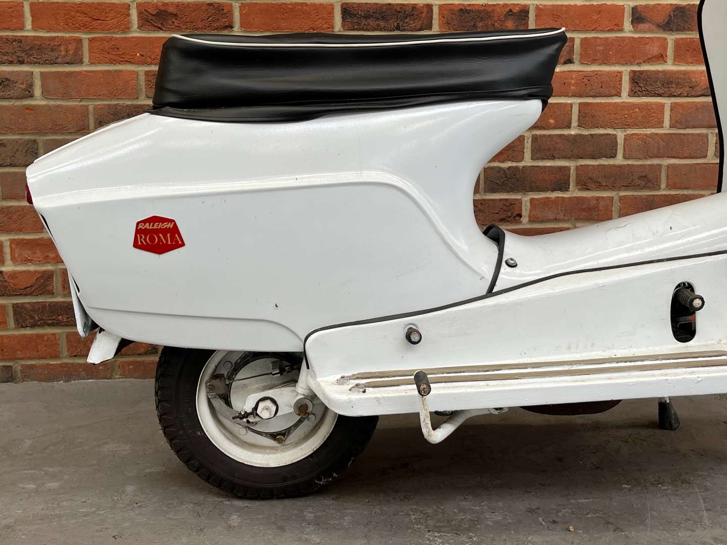 <p>1962 RALEIGH ROMA</p>