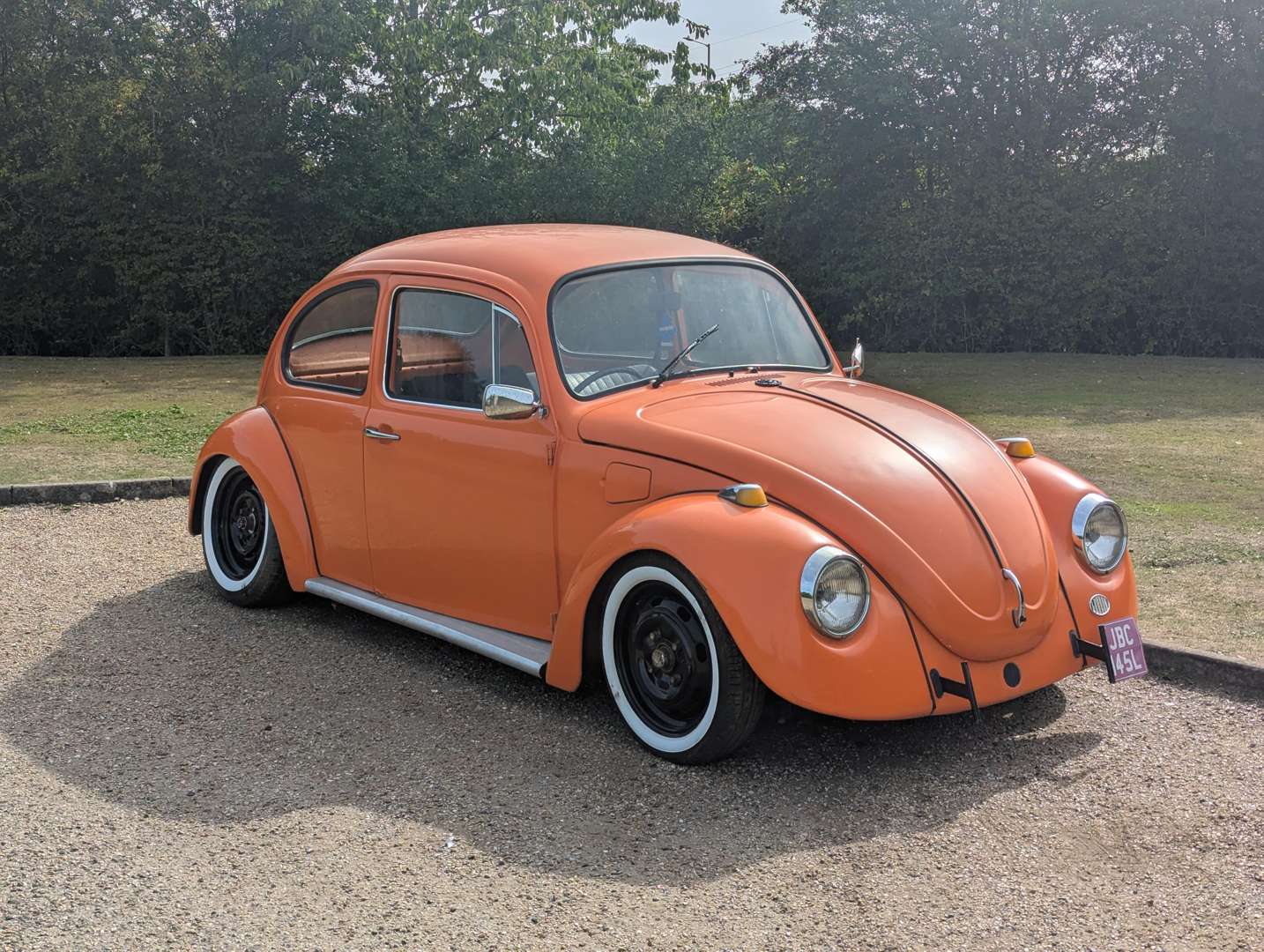 <p>1973 VW BEETLE</p>