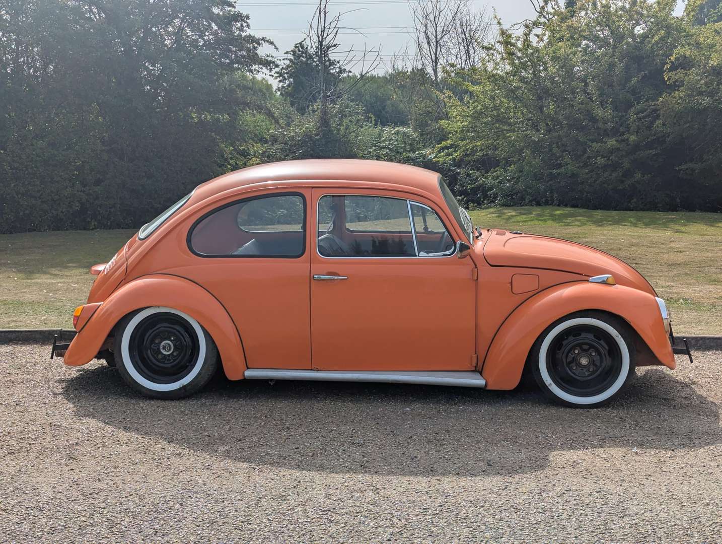 <p>1973 VW BEETLE</p>