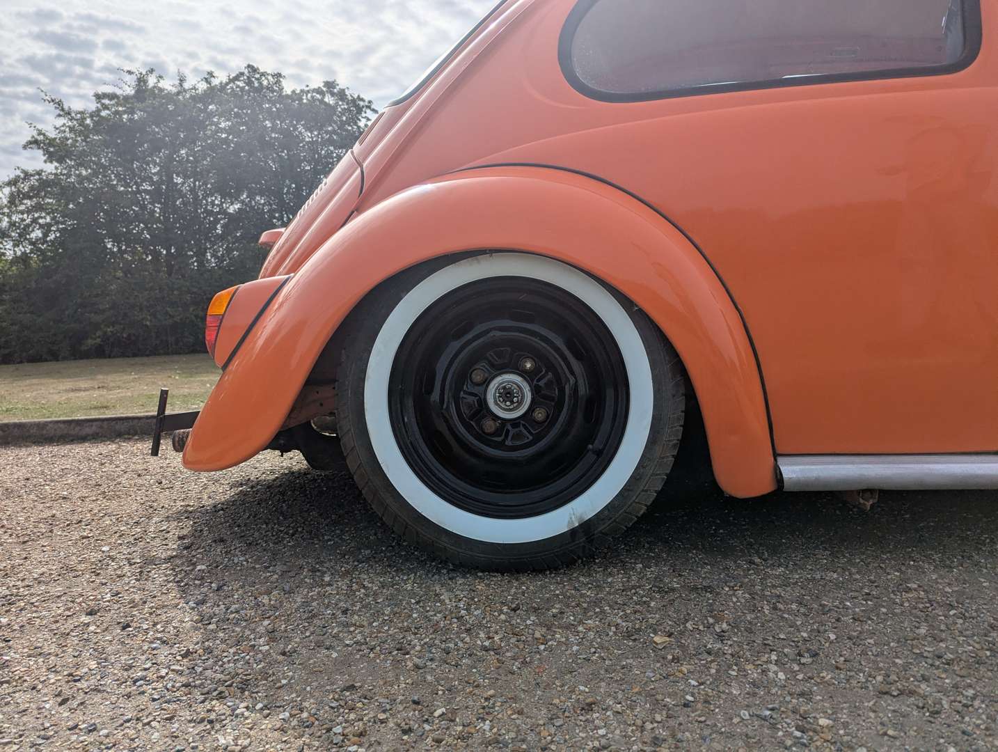 <p>1973 VW BEETLE</p>