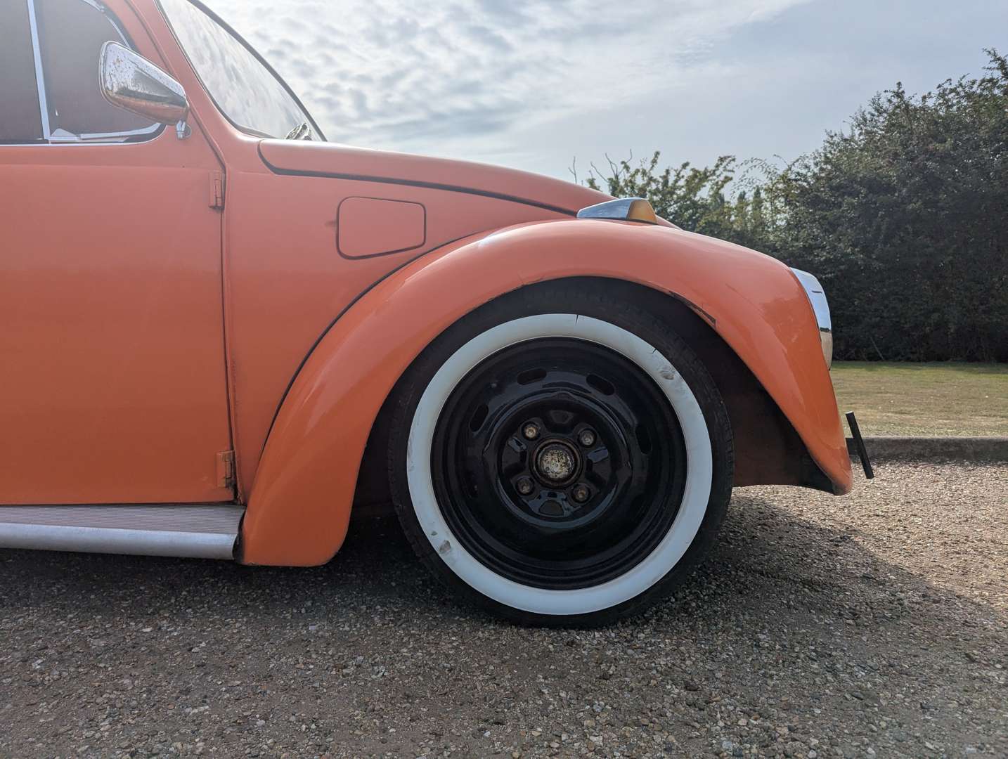 <p>1973 VW BEETLE</p>