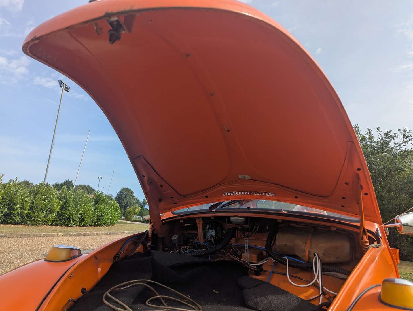 <p>1973 VW BEETLE</p>