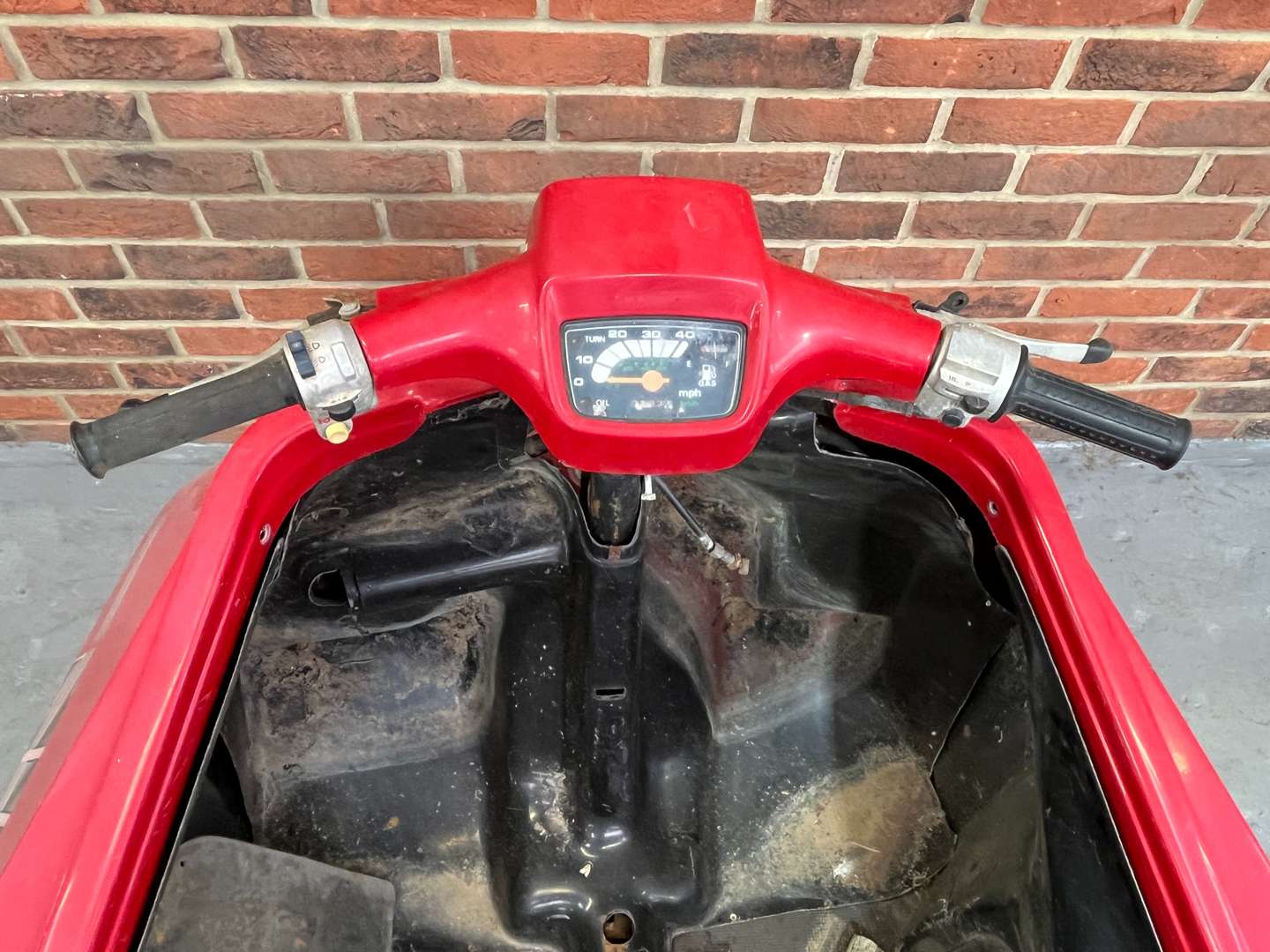 <p>1986 SV HONDA NIPPI</p>