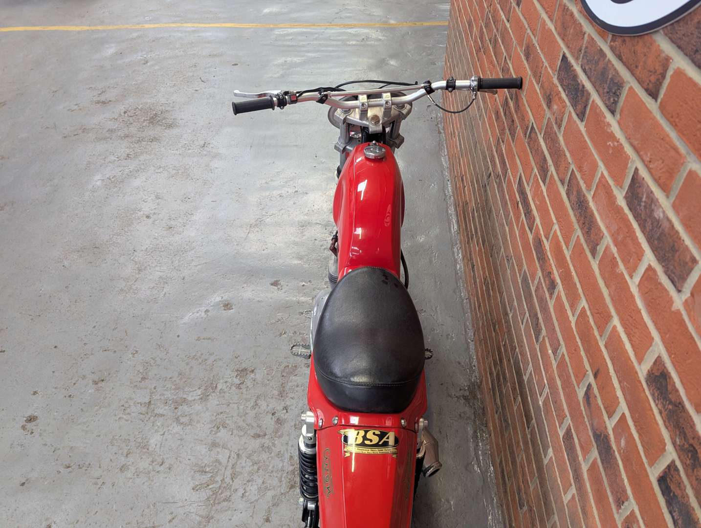 <p>BSA B44 VICTOR METISSE</p>