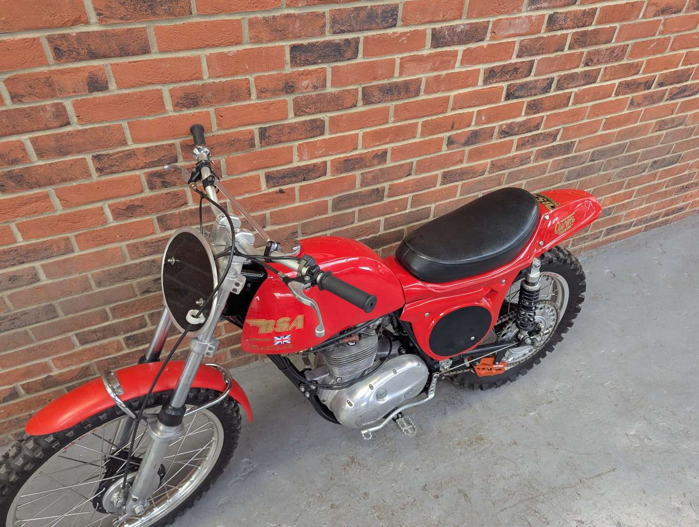 <p>BSA B44 VICTOR METISSE</p>