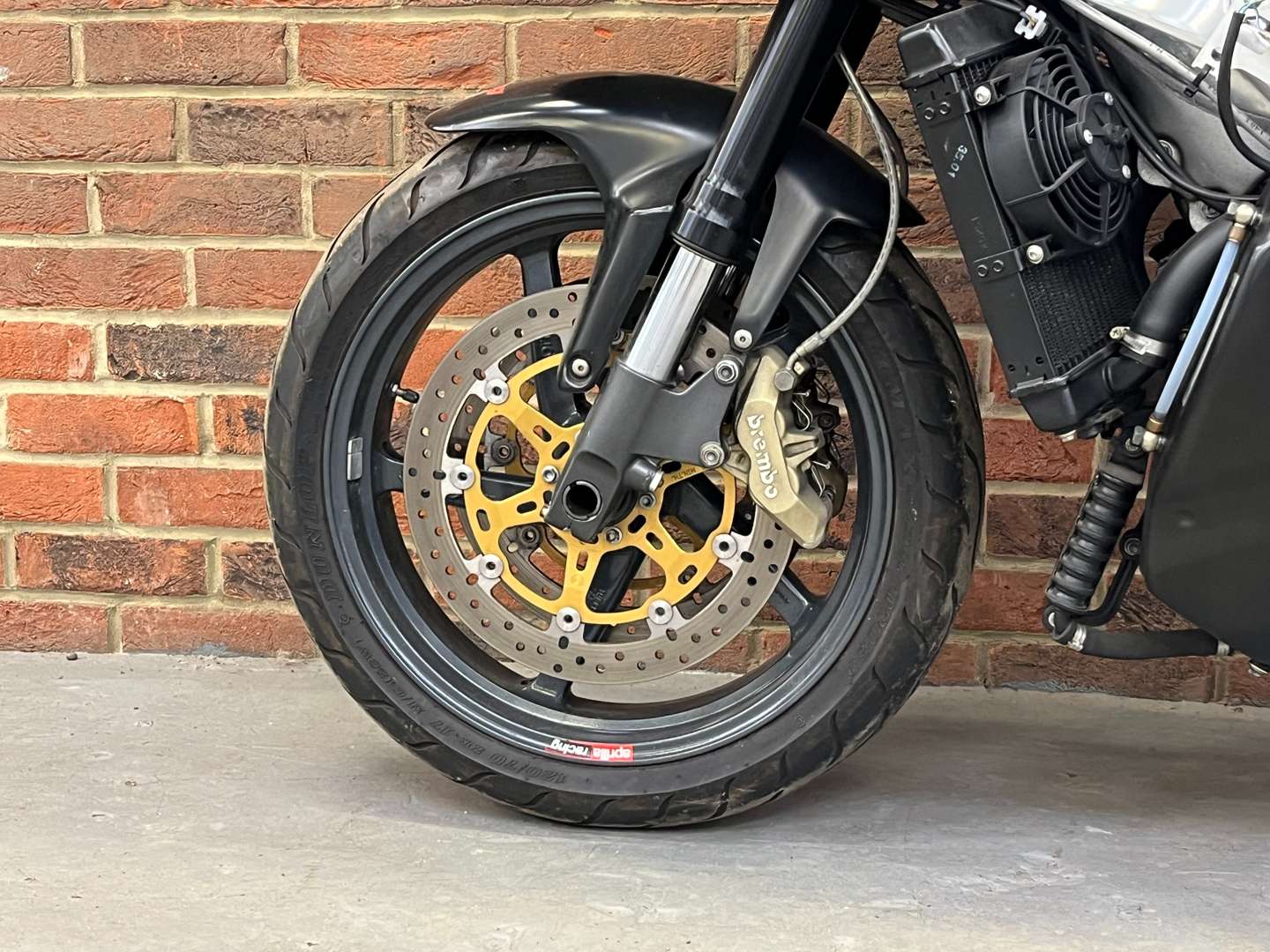 <p>2002 APRILIA RSV1000</p>