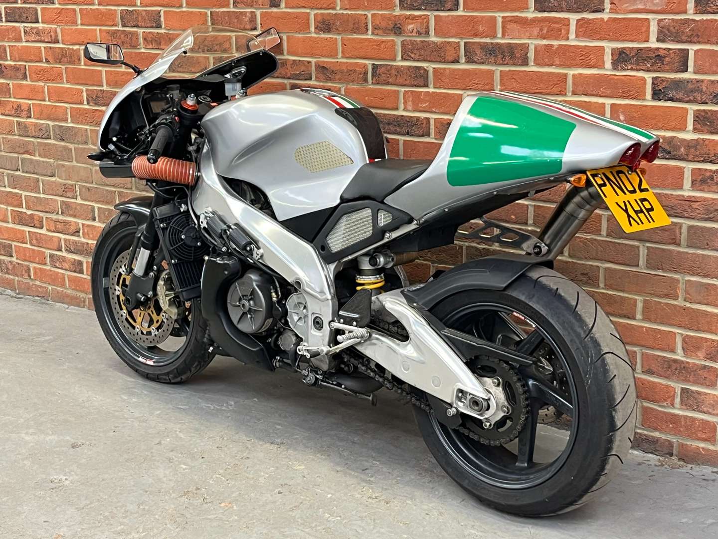 <p>2002 APRILIA RSV1000</p>