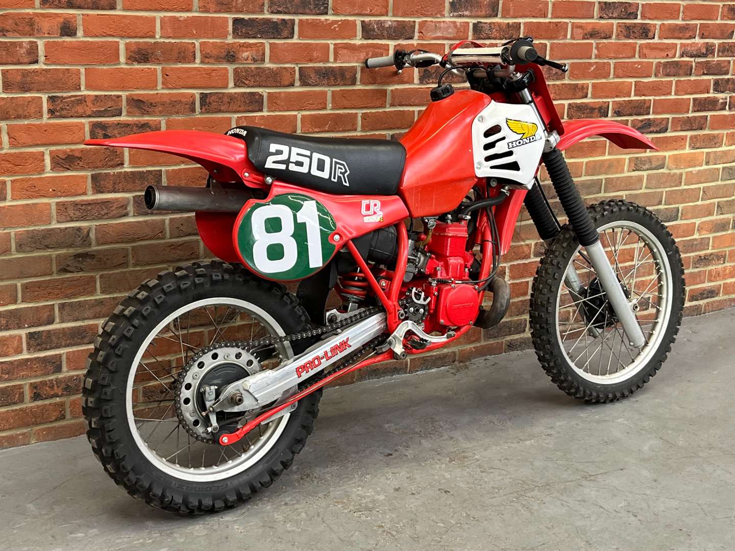 <p>1981 HONDA CR250R 'Red Rocket'</p>