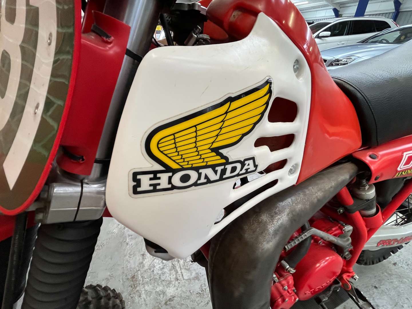 <p>1981 HONDA CR250R 'Red Rocket'</p>