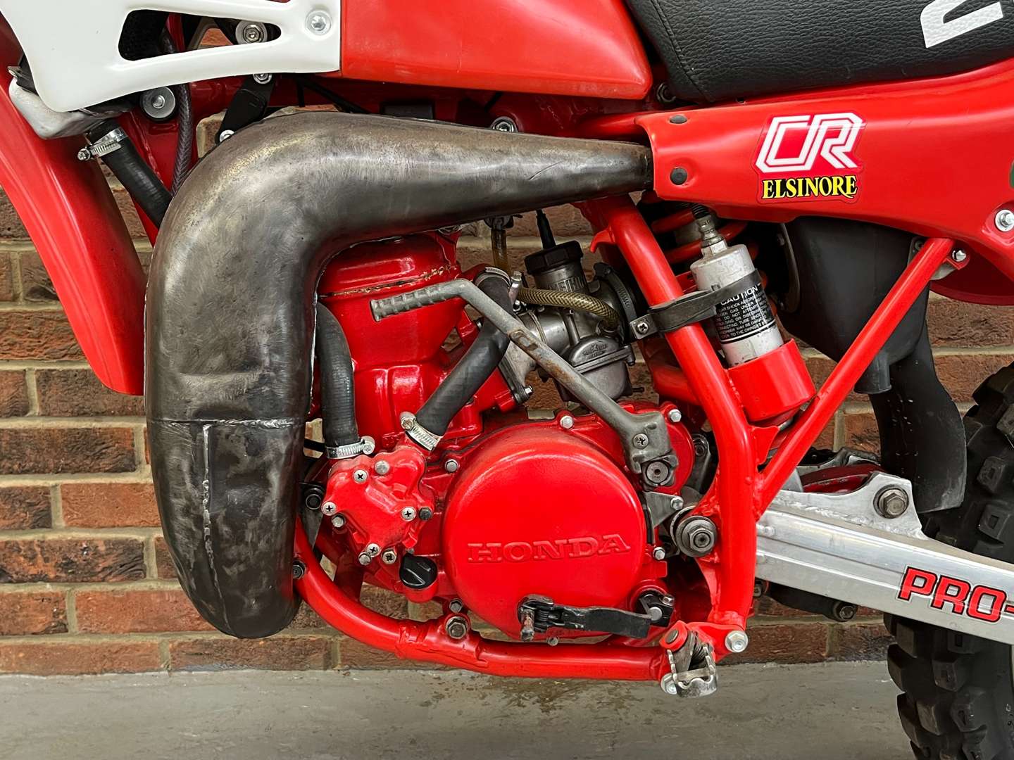 <p>1981 HONDA CR250R 'Red Rocket'</p>