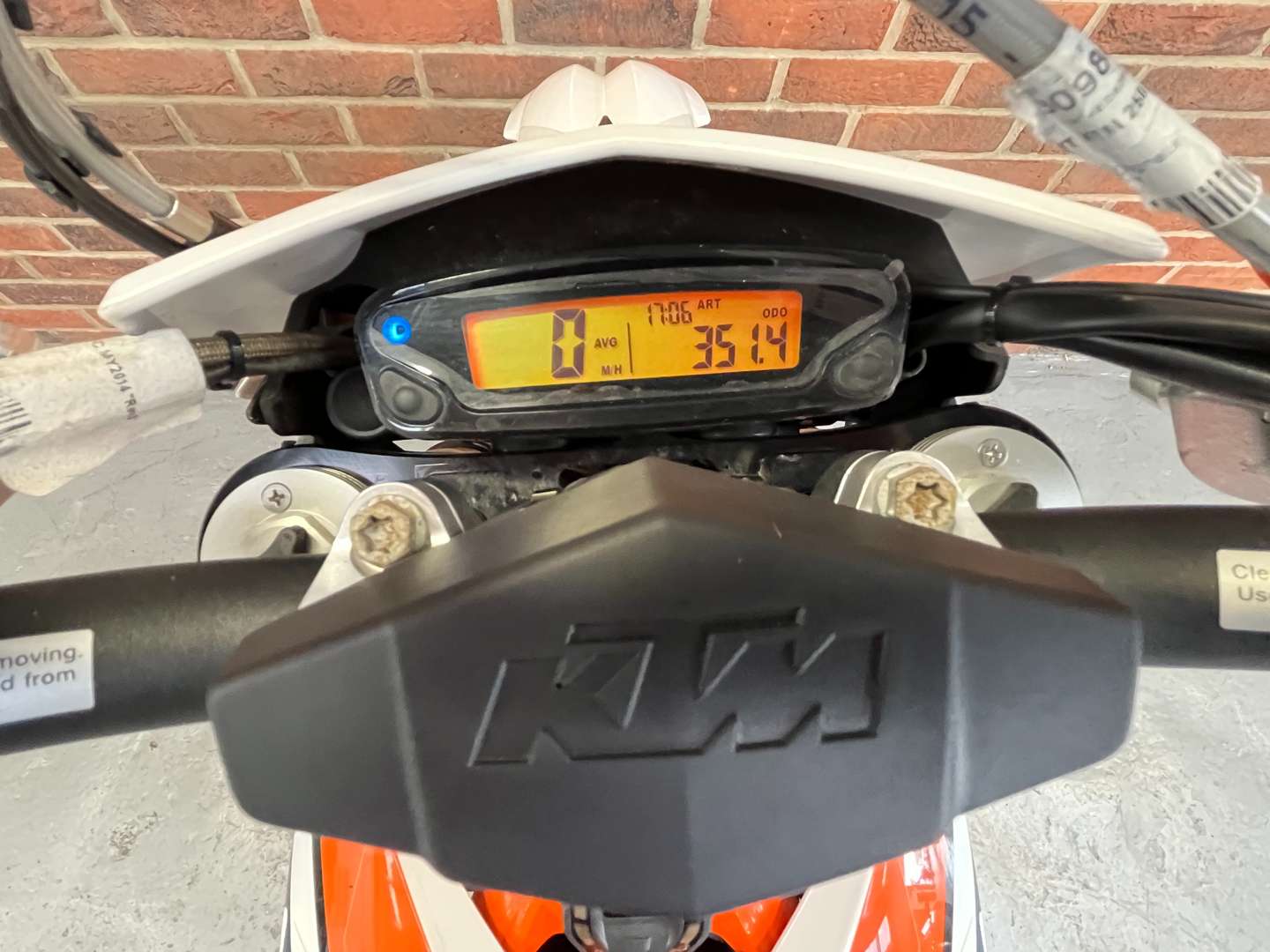 <p>2017 KTM FREERIDE EXC 17</p>