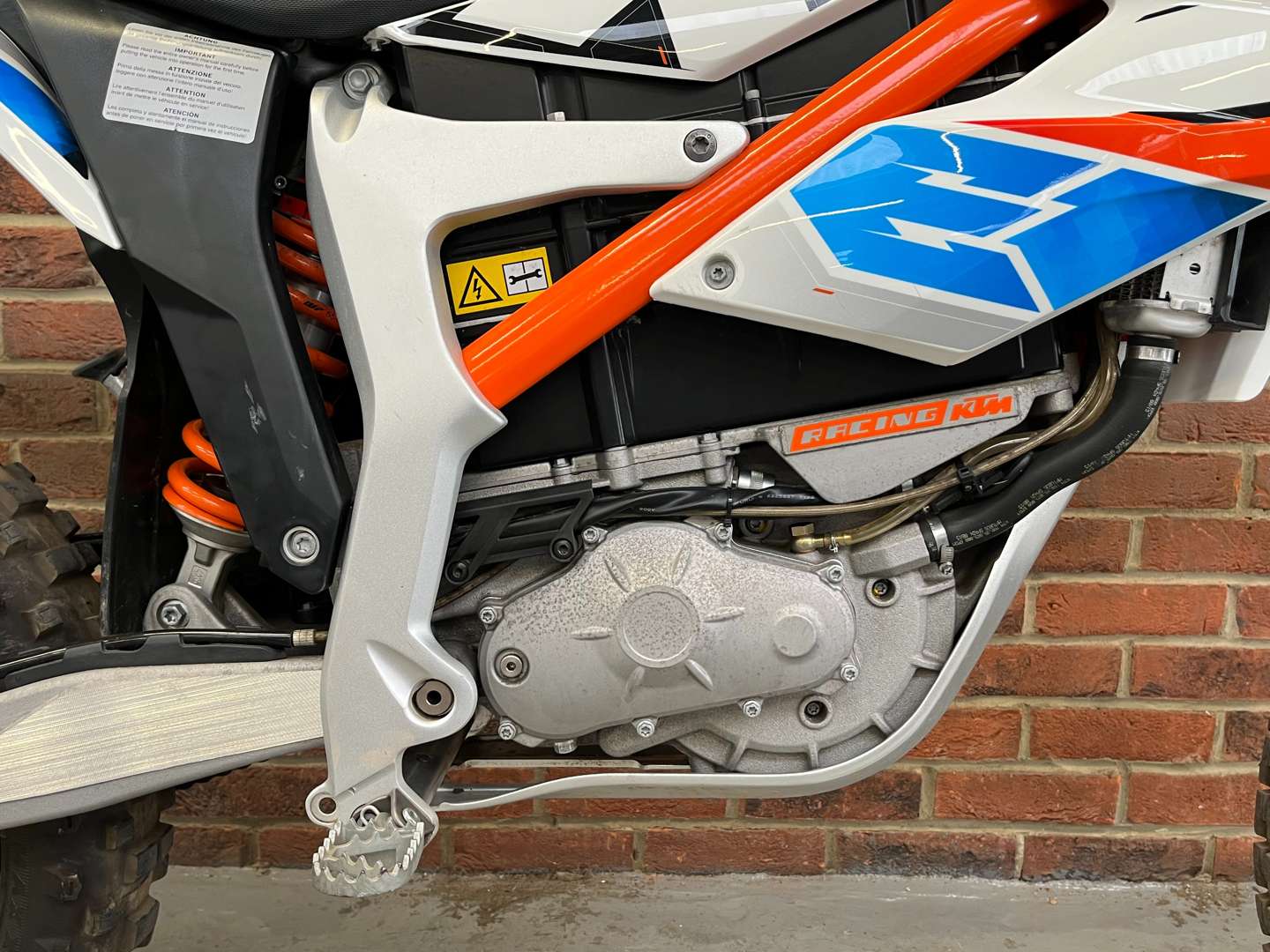 <p>2017 KTM FREERIDE EXC 17</p>