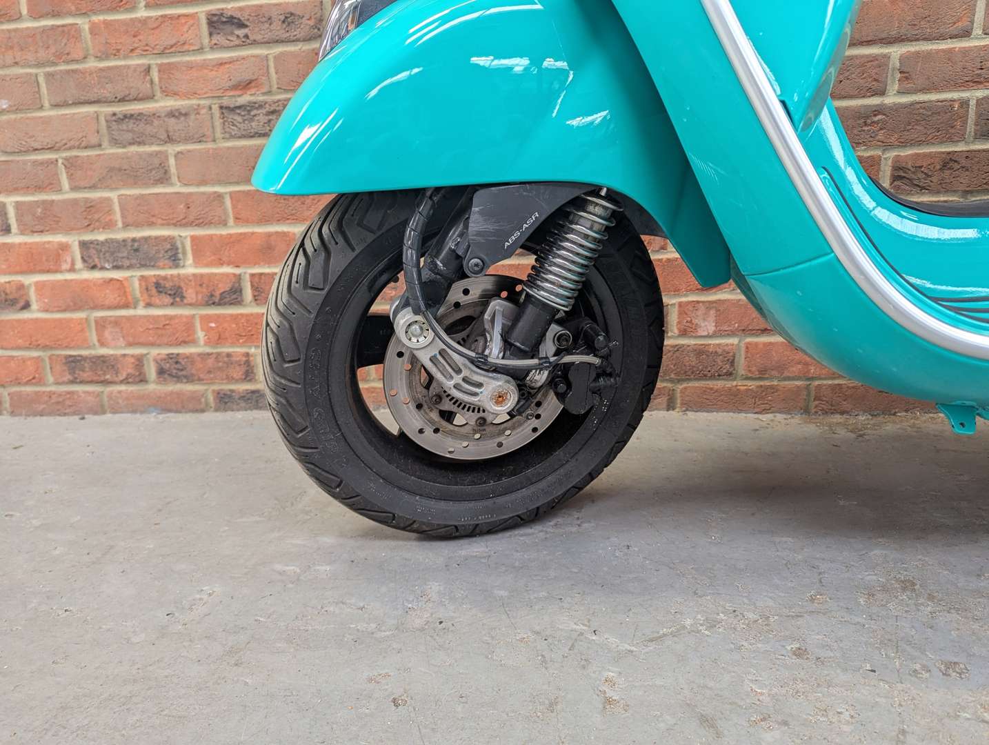 <p>2016 PIAGGIO VESPA GTS 300 ABS</p>