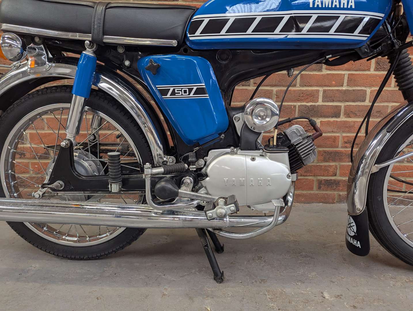 <p>1977 YAMAHA FS1E</p>