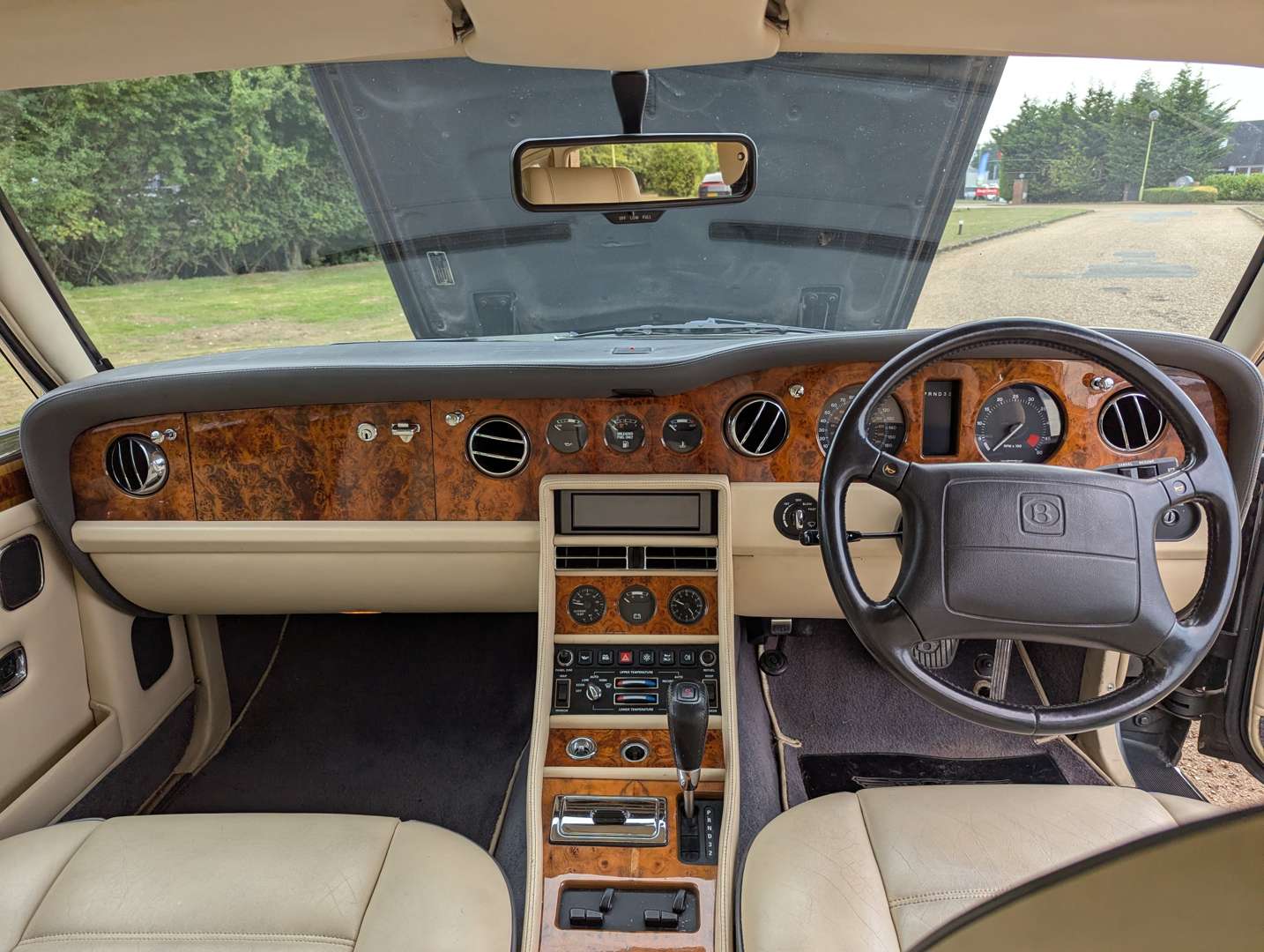 <p>1993 BENTLEY TURBO R</p>
