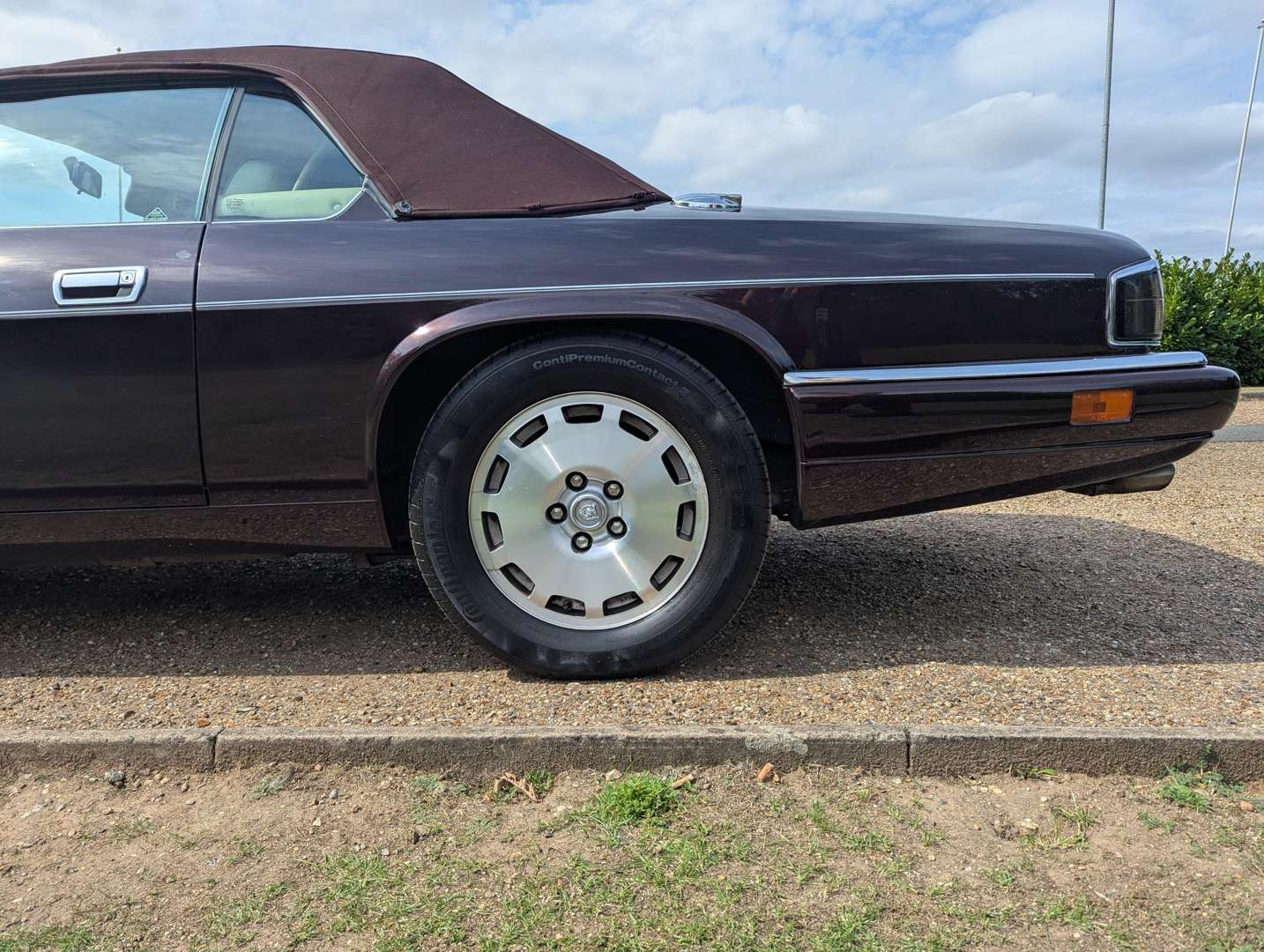 <p>1996 JAGUAR XJS 4.0 CELEBRATION CONVERTIBLE AUTO</p>