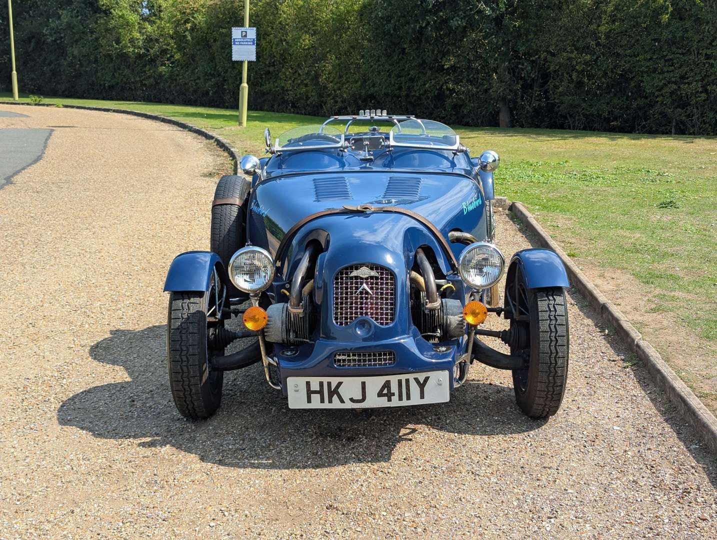 <p>1983 LOMAX 224 SPORTS</p>