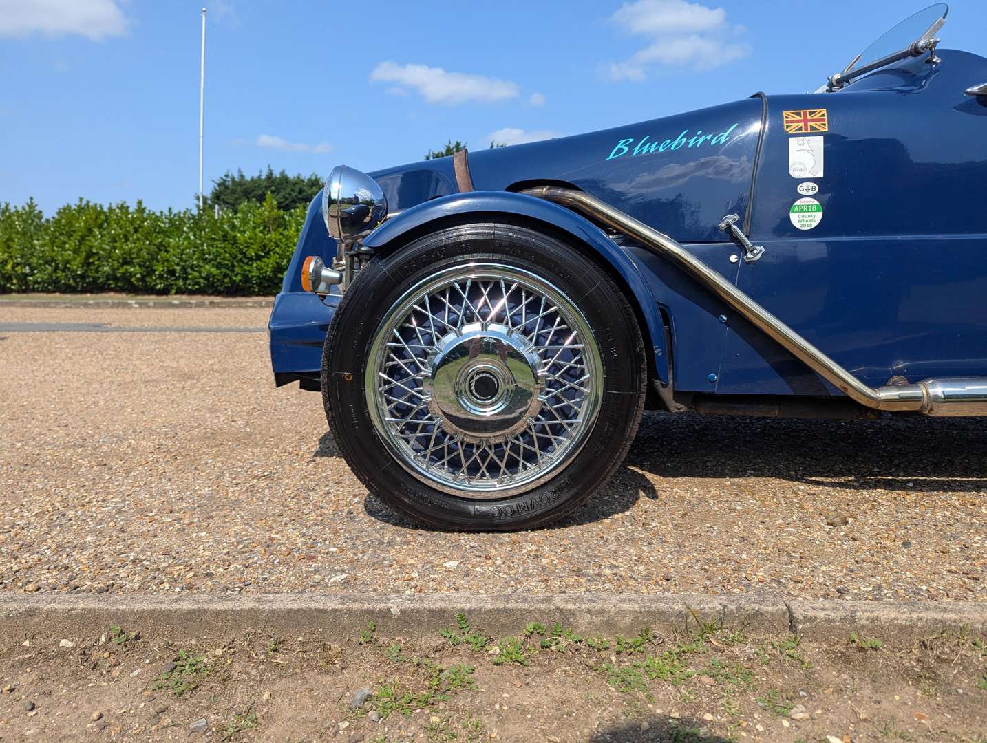 <p>1983 LOMAX 224 SPORTS</p>