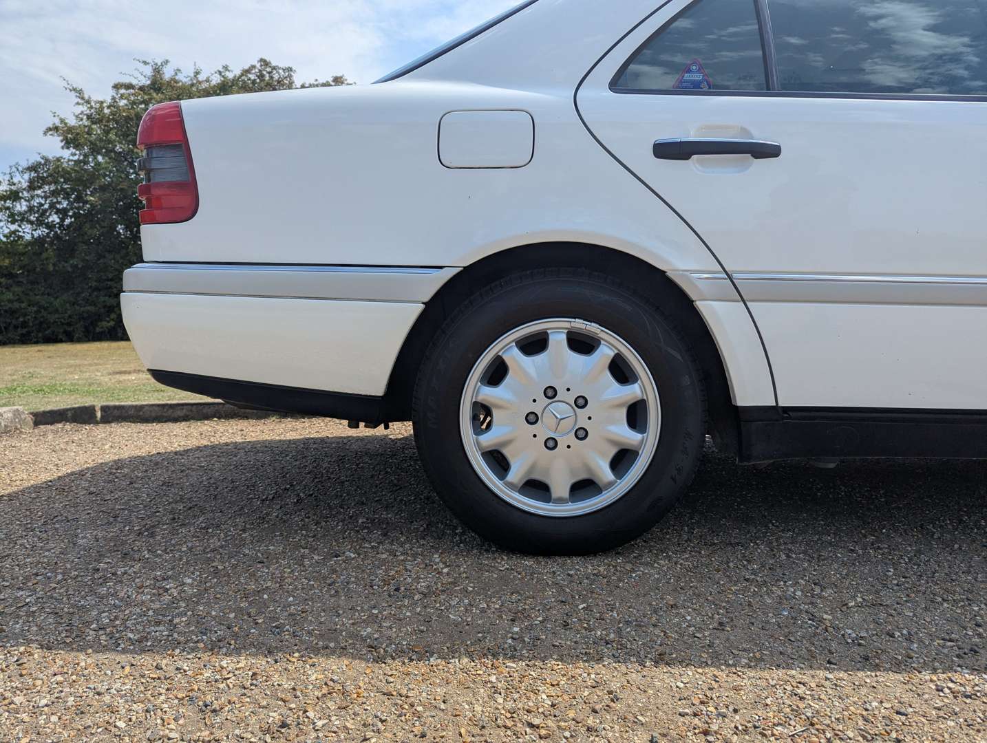 <p>1994 MERCEDES C200 AUTO</p>