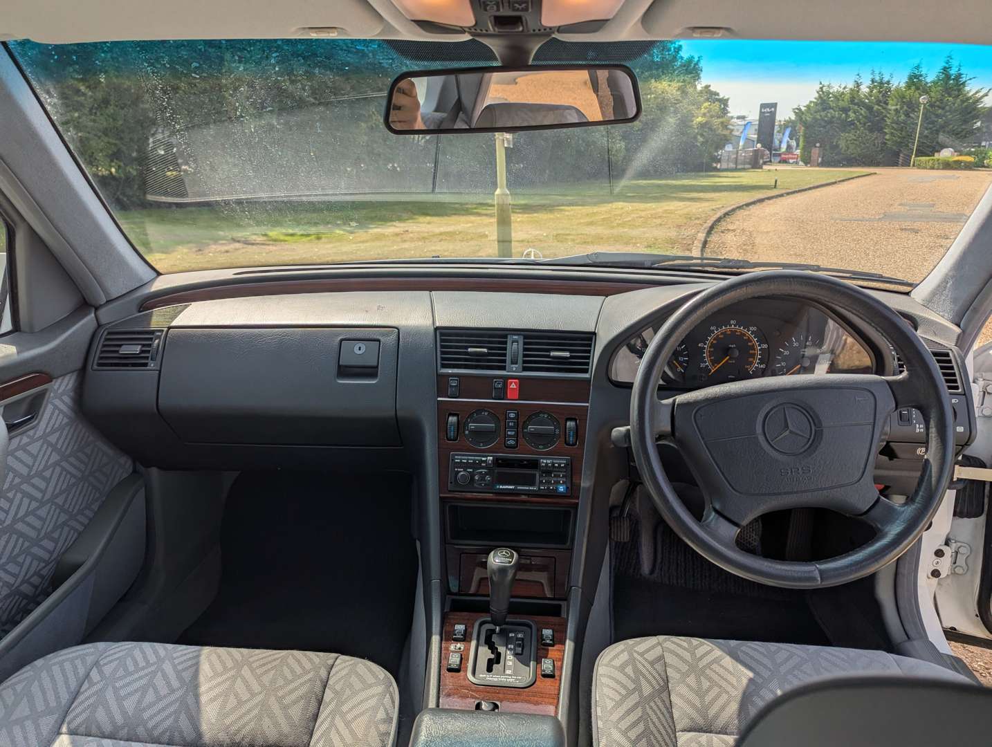 <p>1994 MERCEDES C200 AUTO</p>