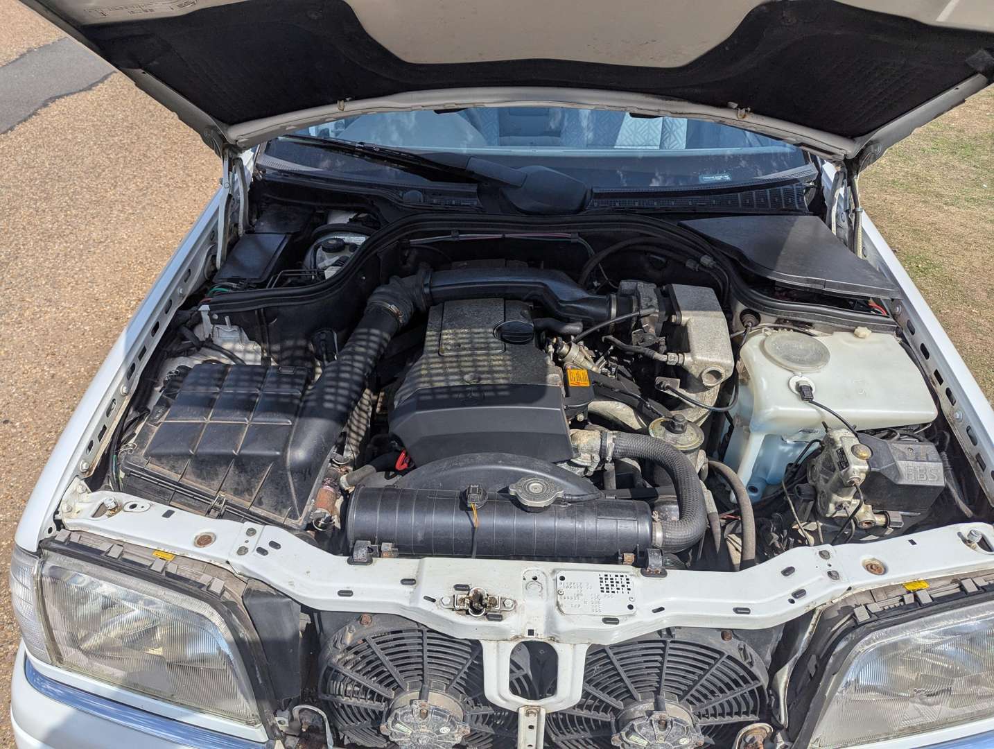 <p>1994 MERCEDES C200 AUTO</p>