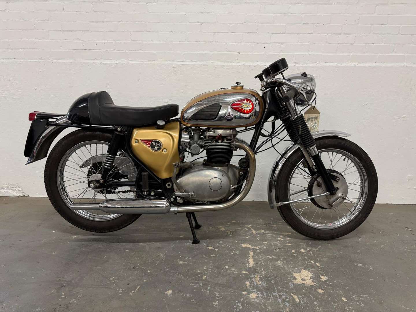 <p>1965 BSA LIGHTNING CLUBMAN</p>